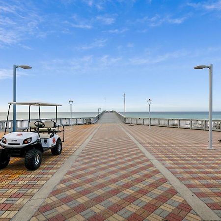 Emerald Beach #1330 By Book That Condo Panama City Beach Exterior photo
