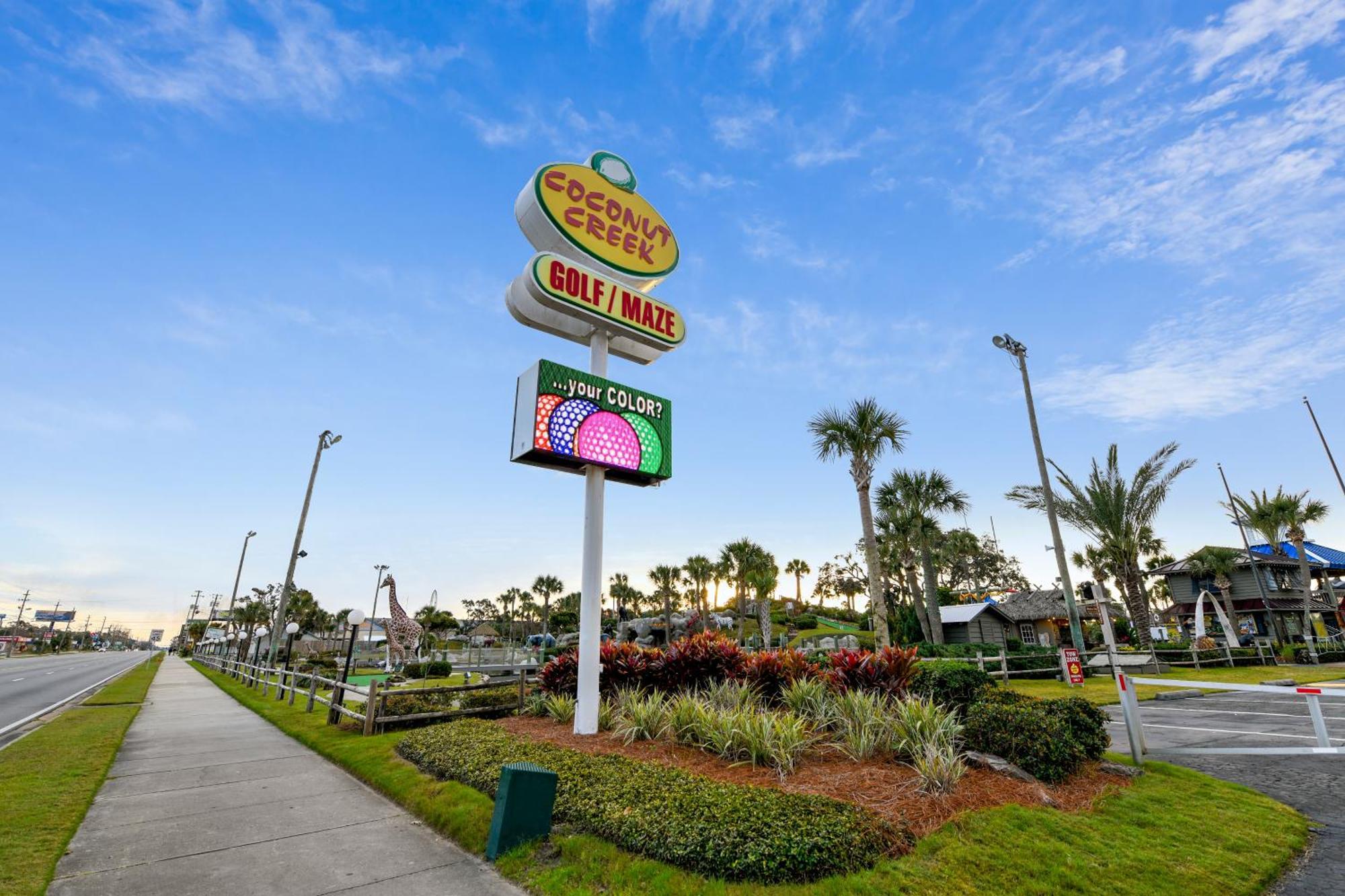Emerald Beach #1330 By Book That Condo Panama City Beach Exterior photo