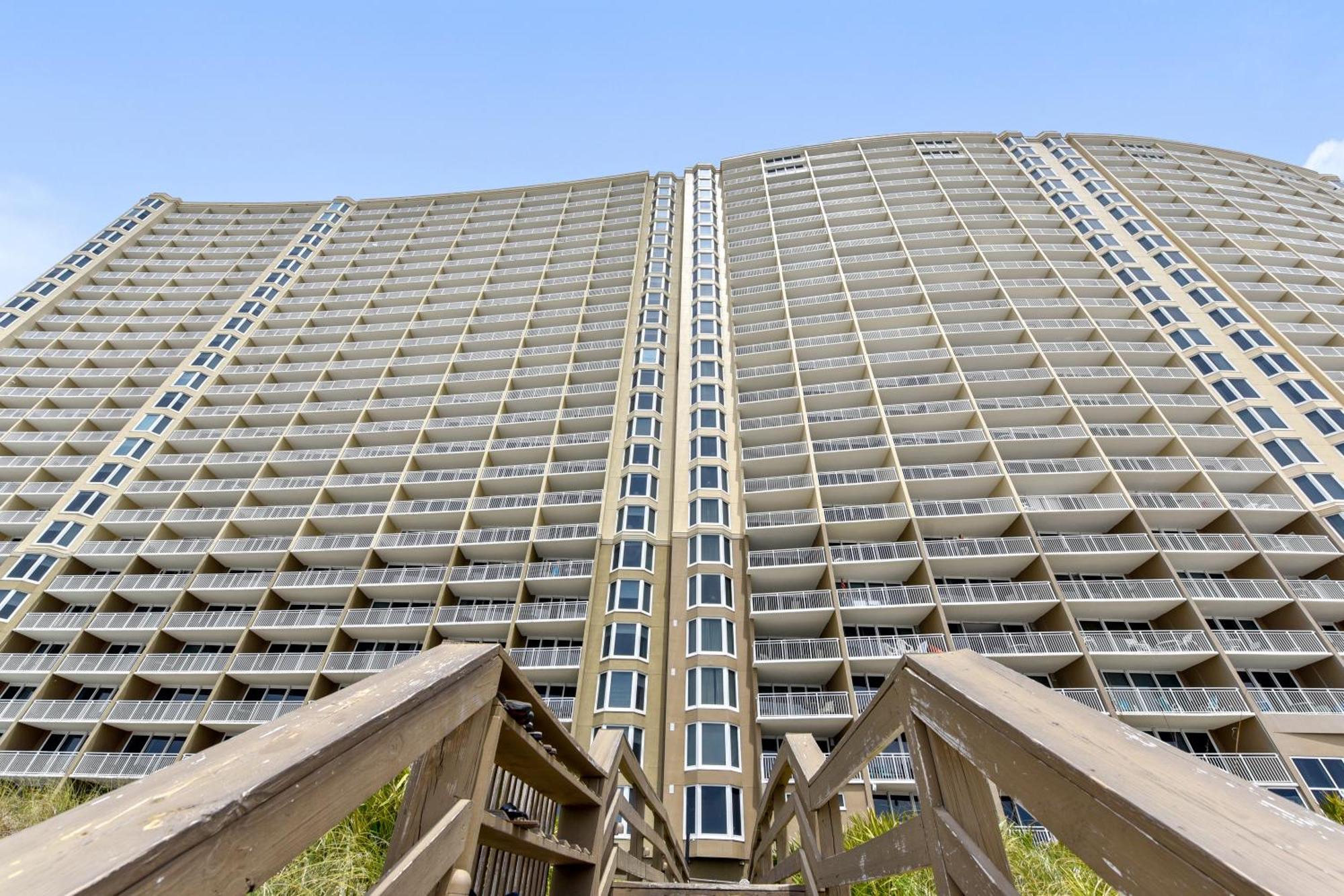 Emerald Beach #1330 By Book That Condo Panama City Beach Exterior photo